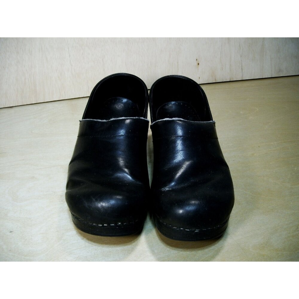 Dansko Womens Professional Black Leather Clogs Sz 10 EU 41